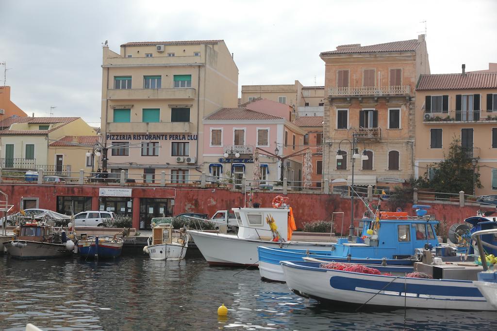Hotel La Conchiglia La Maddalena  Buitenkant foto