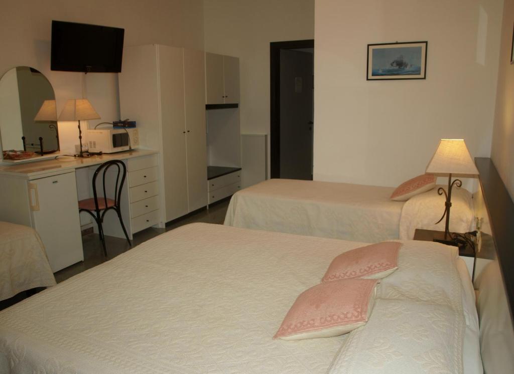 Hotel La Conchiglia La Maddalena  Kamer foto