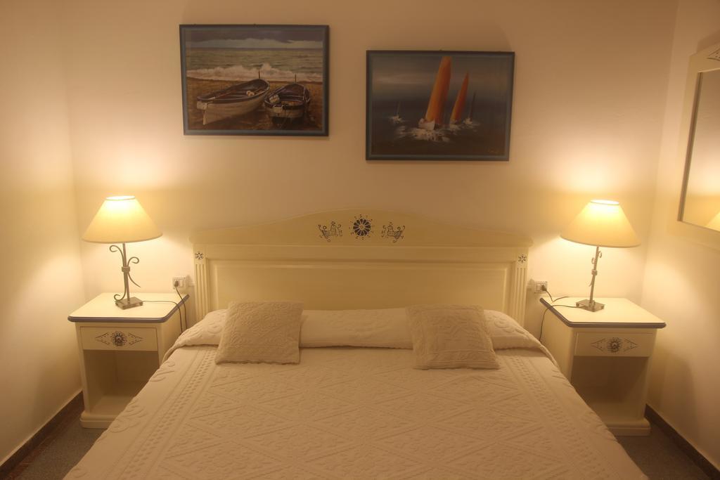 Hotel La Conchiglia La Maddalena  Kamer foto
